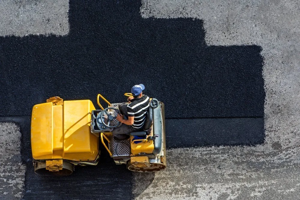 Asphalt Sealcoating Lower Gwynedd PA – Driveway Sealcoating PA